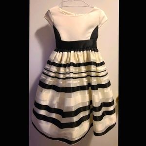 2/$35 Sz5 Princess Faith dress
